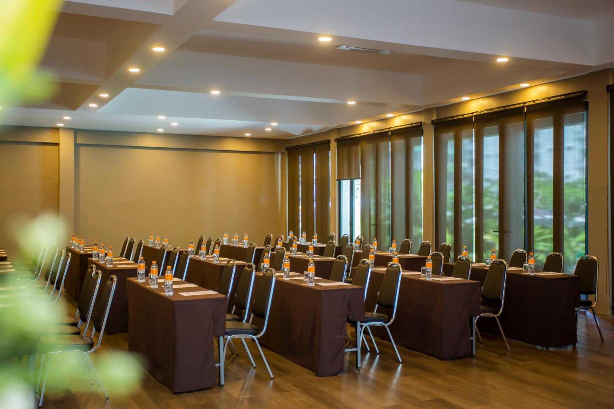 Sabai Sabana Hotel Pattaya Exterior photo