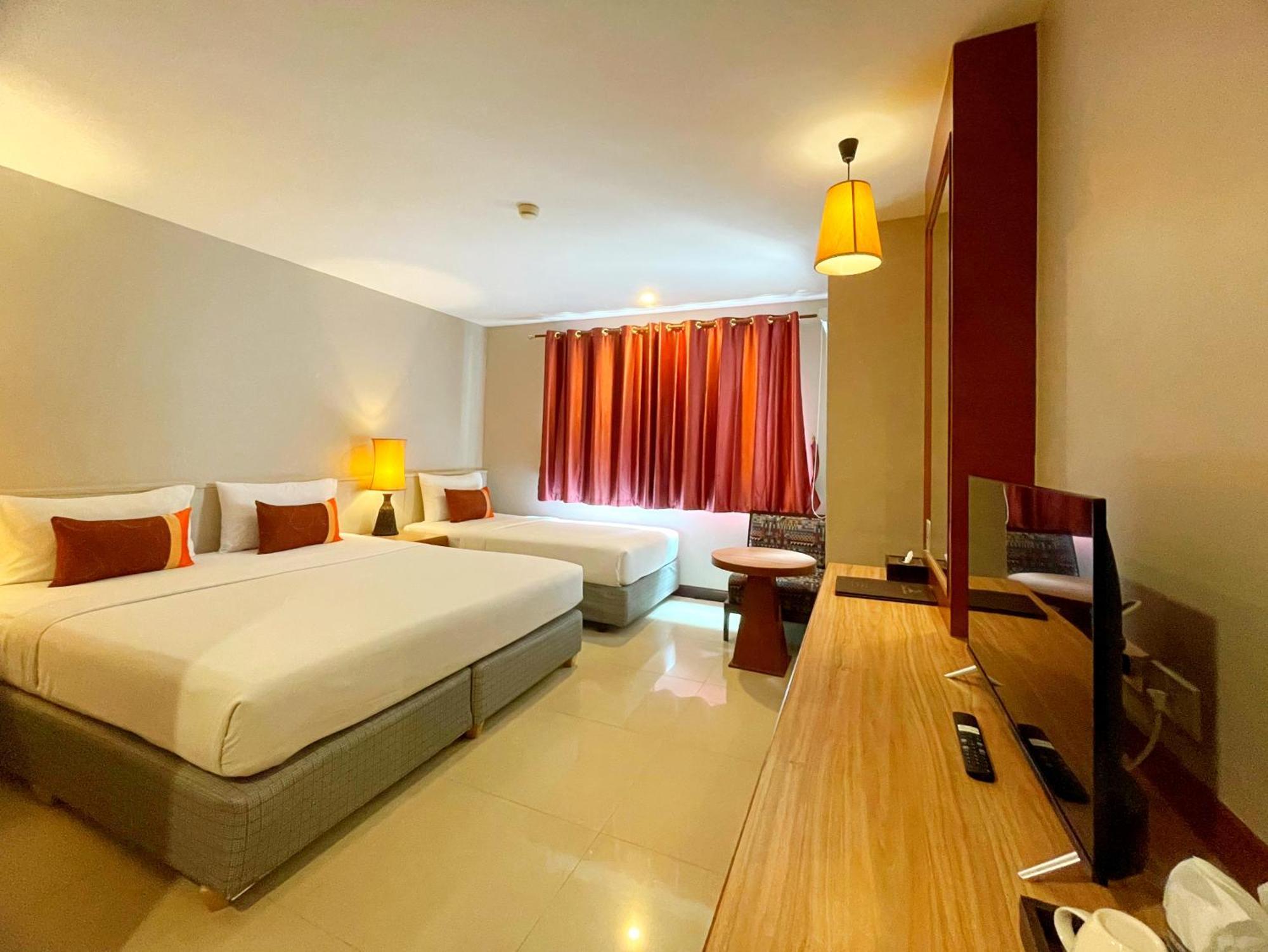 Sabai Sabana Hotel Pattaya Exterior photo
