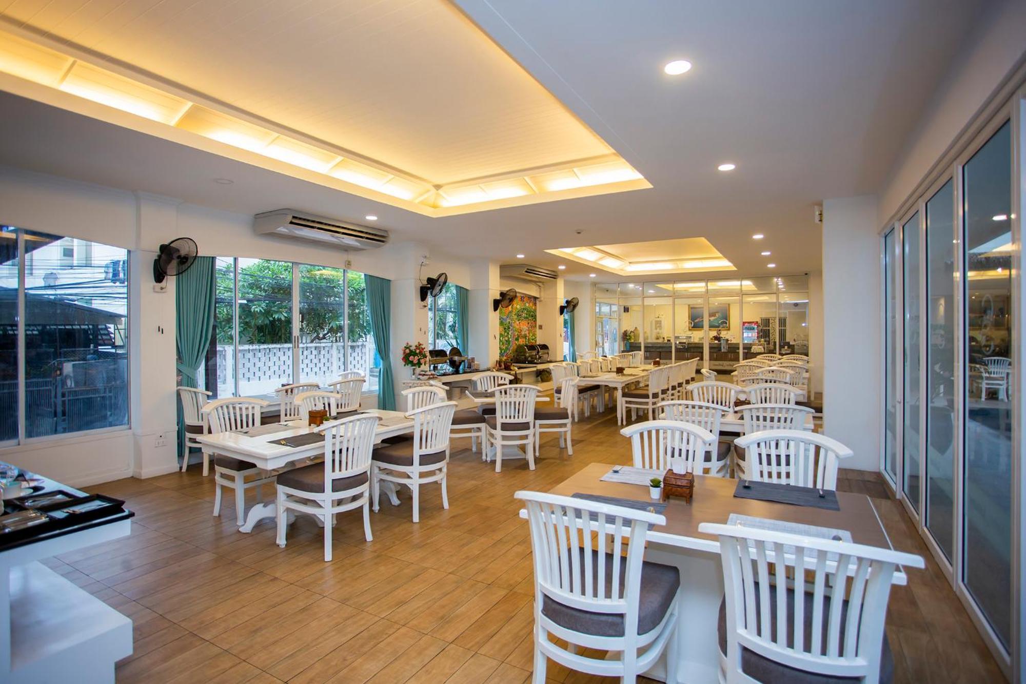 Sabai Sabana Hotel Pattaya Exterior photo